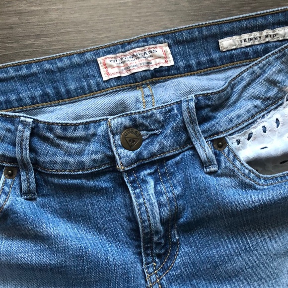 Guess Distressed Patchwork Skinny Jean - Picture 3 of 4